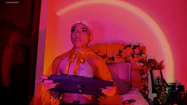 SexyNaf online show from October 2025 07:15:02 PM