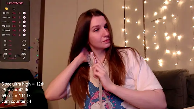 Snapshot of your_jane chatting on December 2025 11:25:02 PM your jane online show from December 2025 11:25:02 PM