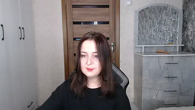 Kristy-Max online show from November 2025 08:59:02 AM