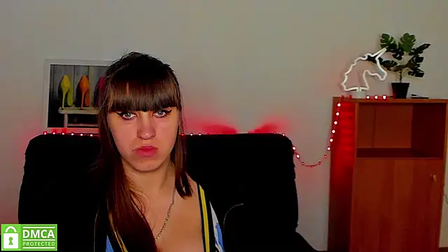 Snapshot of Amali_Ivanna_smit chatting on February 2025 03:21:02 PM Amali Ivanna smit online show from February 2025 03:21:02 PM