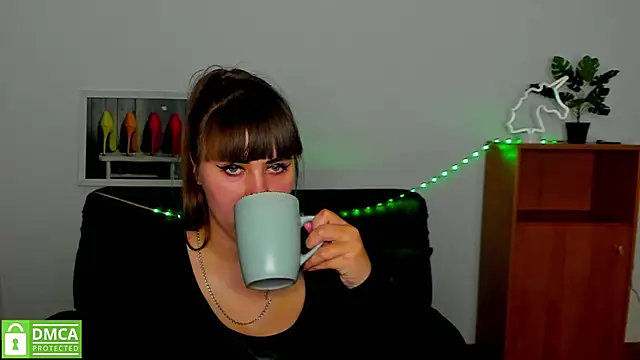 Snapshot of Amali_Ivanna_smit chatting on March 2025 03:35:01 PM Amali Ivanna smit online show from March 2025 03:35:01 PM