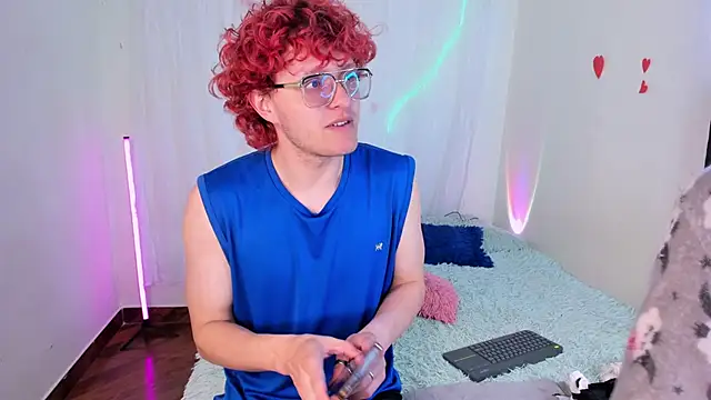 CelesteXCute online show from December 2025 02:13:01 PM