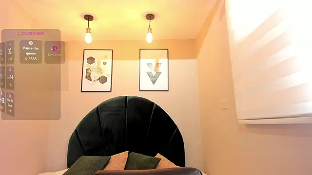  EmilyJireh  online show from July 2026 04:35:02 PM