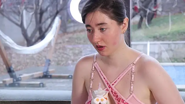 Snapshot of GentleSparkMay chatting on December 2024 11:34:02 AM GentleSparkMay online show from December 2024 11:34:02 AM