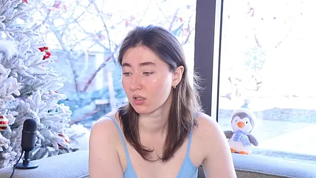 Snapshot of GentleSparkMay chatting on January 2025 08:15:02 AM GentleSparkMay online show from January 2025 08:15:02 AM