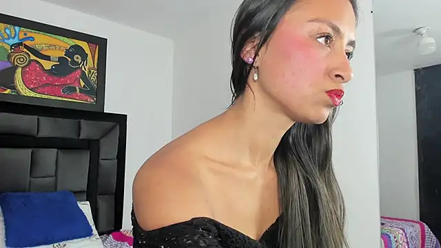 tatiana valencia online show from January 2025 05:39:01 PM