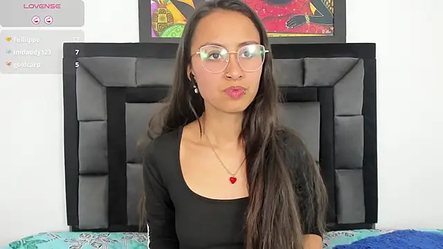 tatiana valencia online show from March 2025 12:25:01 PM