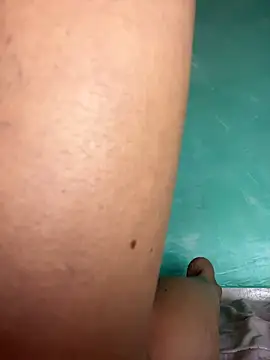 xMirana  online show from October 2025 09:33:01 AM