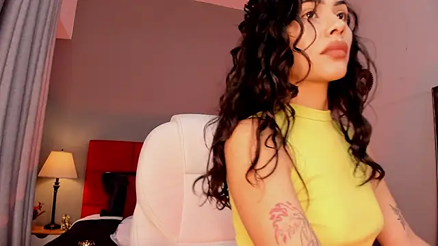 Giovanna oliveira online show from March 2026 04:47:01 AM