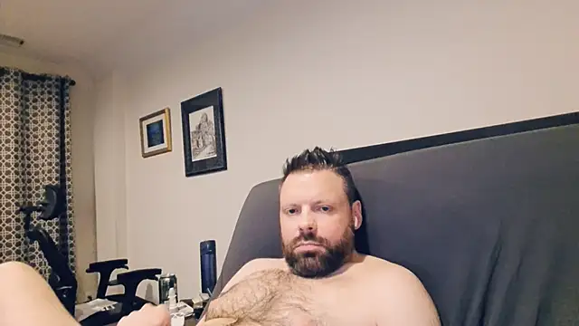 ExposureMakesMeHard online show from February 2026 02:43:01 AM