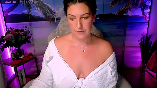 NatiLove35 online show from November 2025 07:02:02 PM