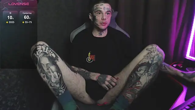 Snapshot of lonelycrystal chatting on January 2025 05:24:01 PM lonelycrystal online show from January 2025 05:24:01 PM