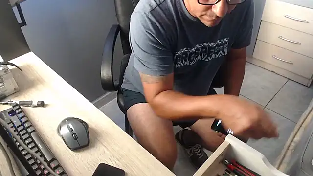 pepepaty online show from October 2025 03:18:02 PM