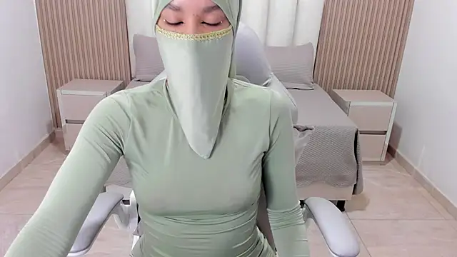 Hanaa latif online show from February 2025 11:53:01 AM