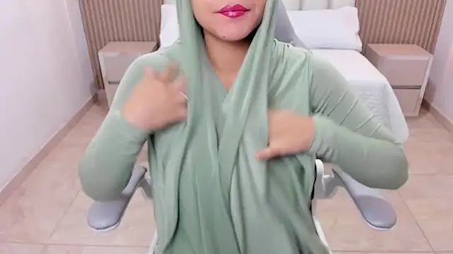 Hanaa latif online show from March 2025 12:04:01 PM