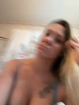 hotNReady6969 online show from February 2025 05:18:02 PM