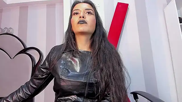 Snapshot of MeliizaQueen chatting on February 2025 01:13:01 AM MeliizaQueen online show from February 2025 01:13:01 AM