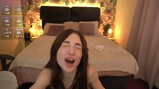 Alice Arwen online show from January 2025 10:51:02 AM