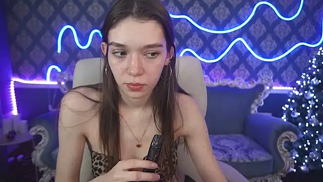 Snapshot of Cherry_Wipe chatting on December 2024 02:17:02 PM Cherry Wipe online show from December 2024 02:17:02 PM