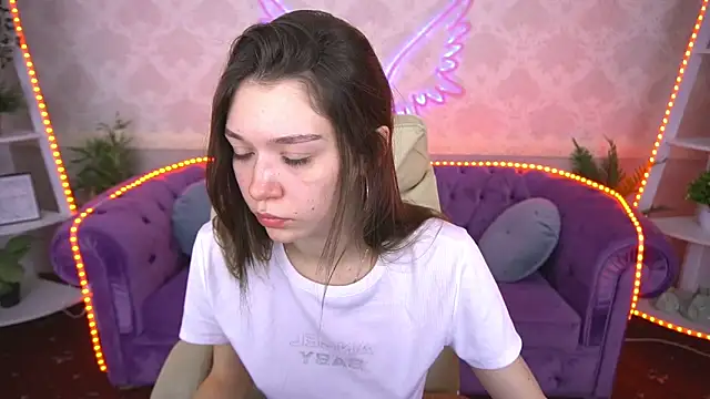 Snapshot of Cherry_Wipe chatting on January 2025 01:59:02 PM Cherry Wipe online show from January 2025 01:59:02 PM