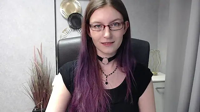 emmaxDelight online show from December 2024 07:08:01 AM