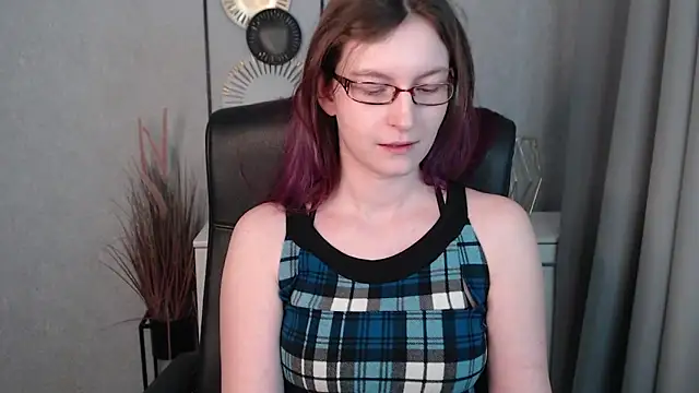 emmaxDelight online show from January 2025 09:33:02 AM