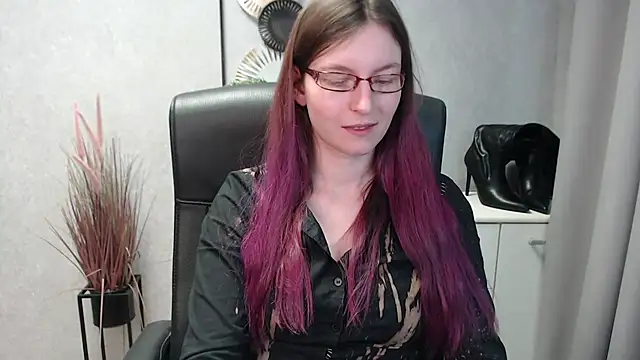 emmaxDelight online show from February 2025 10:37:02 AM