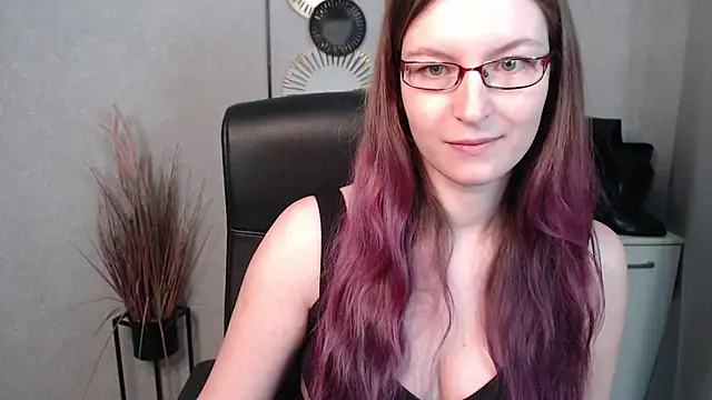 emmaxDelight online show from February 2025 09:42:02 AM