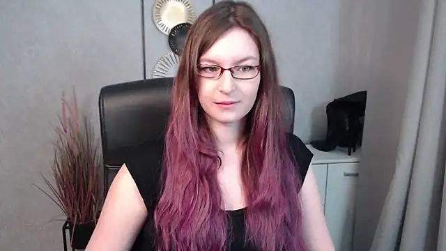 emmaxDelight online show from March 2025 06:35:01 AM