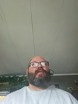 Snapshot of RedneckWants2PlayNow chatting on November 2025 03:16:02 PM RedneckWants2PlayNow online show from November 2025 03:16:02 PM