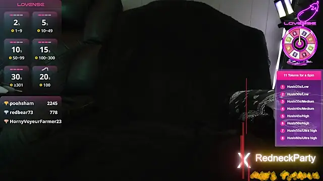 RedneckWants2PlayNow online show from December 2025 01:33:02 AM