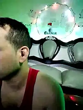 Snapshot of Gasparin32 chatting on January 2026 12:48:01 AM Gasparin32 online show from January 2026 12:48:01 AM