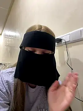 jijijoudia online show from November 2025 12:31:02 AM