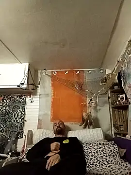 Snapshot of armdy371 chatting on November 2025 06:43:01 PM armdy371 online show from November 2025 06:43:01 PM