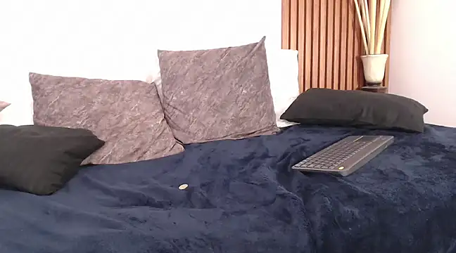 Snapshot of zander_2120 chatting on January 2025 03:58:02 PM zander 2120 online show from January 2025 03:58:02 PM