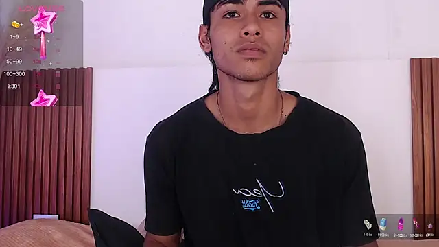 Snapshot of zander_2120 chatting on March 2025 05:13:01 PM zander 2120 online show from March 2025 05:13:01 PM