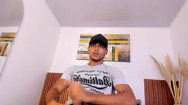 Snapshot of zander_2120 chatting on October 2025 01:09:02 PM zander 2120 online show from October 2025 01:09:02 PM