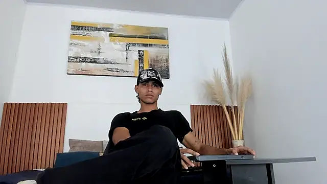 Snapshot of zander_2120 chatting on November 2025 01:21:02 PM zander 2120 online show from November 2025 01:21:02 PM