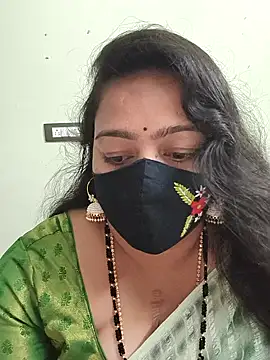 neelu-hoty online show from November 2025 01:55:02 PM