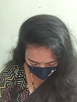 neelu-hoty online show from December 2025 02:25:02 PM