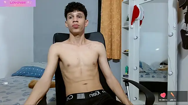 Snapshot of jeff_ross chatting on January 2025 09:50:02 PM jeff ross online show from January 2025 09:50:02 PM