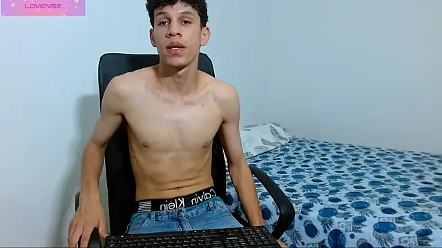 Snapshot of jeff_ross chatting on March 2025 06:45:02 PM jeff ross online show from March 2025 06:45:02 PM