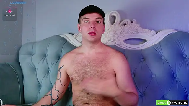 ArthurWhitee online show from April 2026 01:49:02 PM