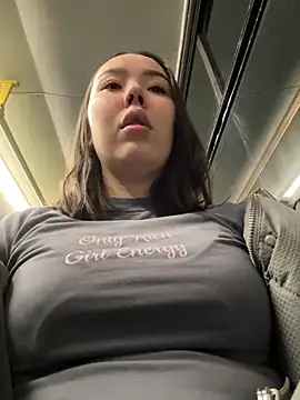 Asian Asami online show from November 2025 02:57:02 PM