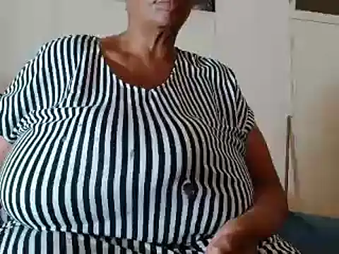 tinagiant online show from March 2025 01:45:01 PM