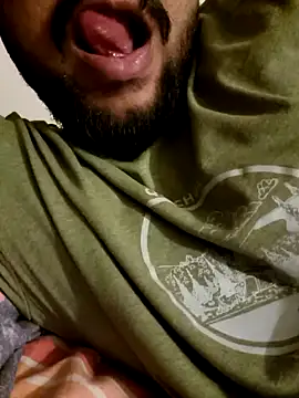 yourdreamman0705 online show from December 2024 06:59:02 PM