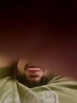 yourdreamman0705 online show from December 2024 05:43:02 PM