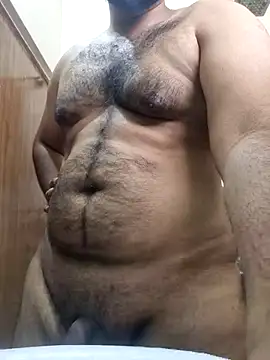 yourdreamman0705 online show from February 2025 04:26:01 AM