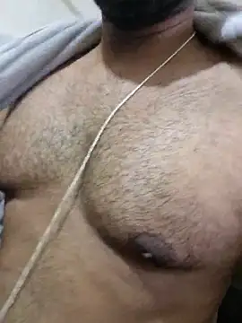 yourdreamman0705 online show from November 2025 10:25:02 AM