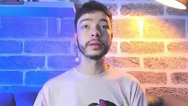 noah ricci online show from November 2025 12:38:02 PM